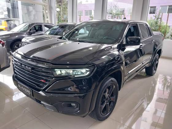 RAM RAMPAGE 2.0 HURRICANE 4 TURBO GASOLINA R/T 4X4 AUTOMÁTICO